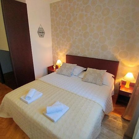 Apartment Deluxe Sea View Split Luaran gambar