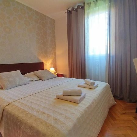 Apartment Deluxe Sea View Split Luaran gambar