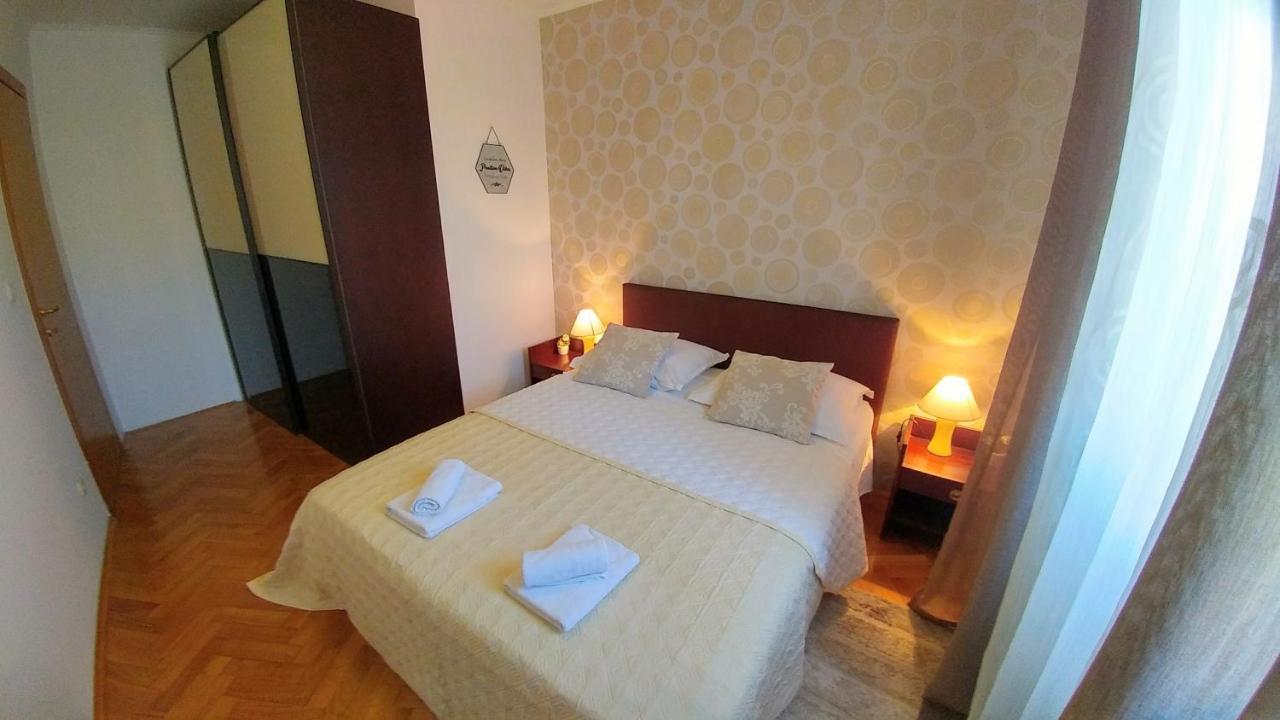 Apartment Deluxe Sea View Split Luaran gambar