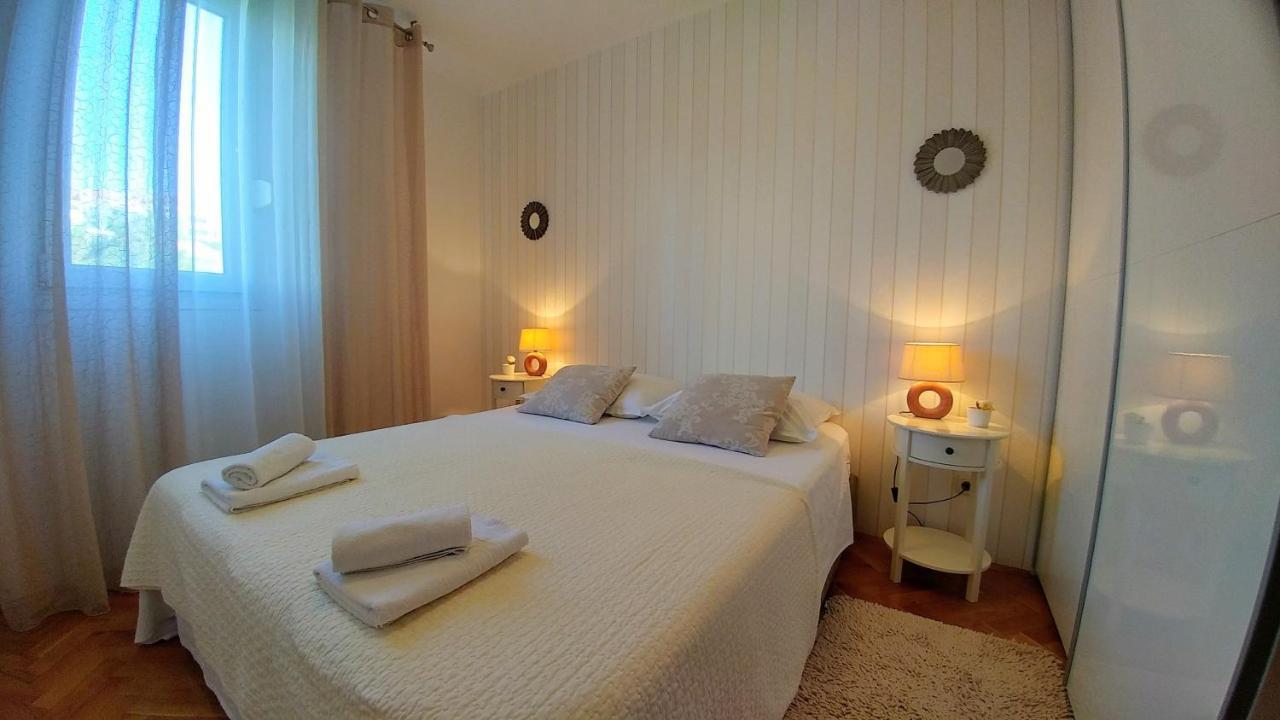 Apartment Deluxe Sea View Split Luaran gambar