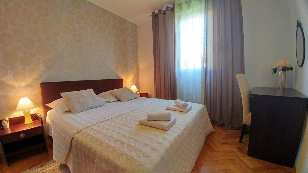 Apartment Deluxe Sea View Split Luaran gambar