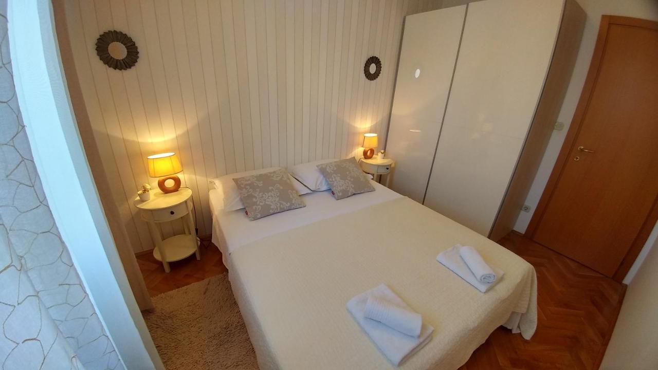 Apartment Deluxe Sea View Split Luaran gambar
