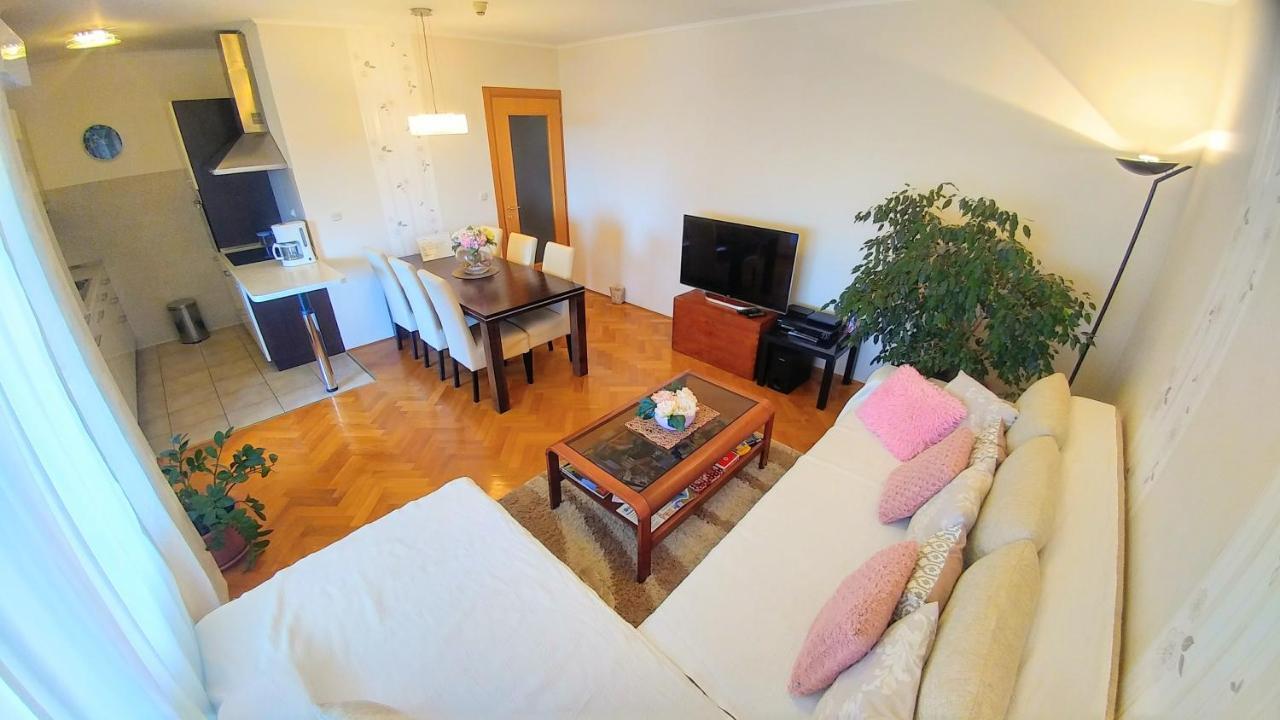 Apartment Deluxe Sea View Split Luaran gambar