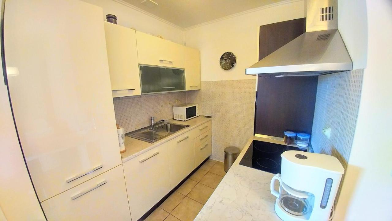 Apartment Deluxe Sea View Split Luaran gambar