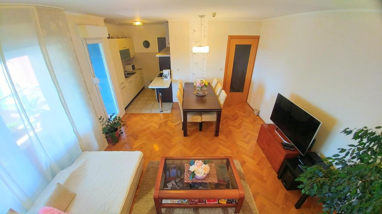 Apartment Deluxe Sea View Split Luaran gambar