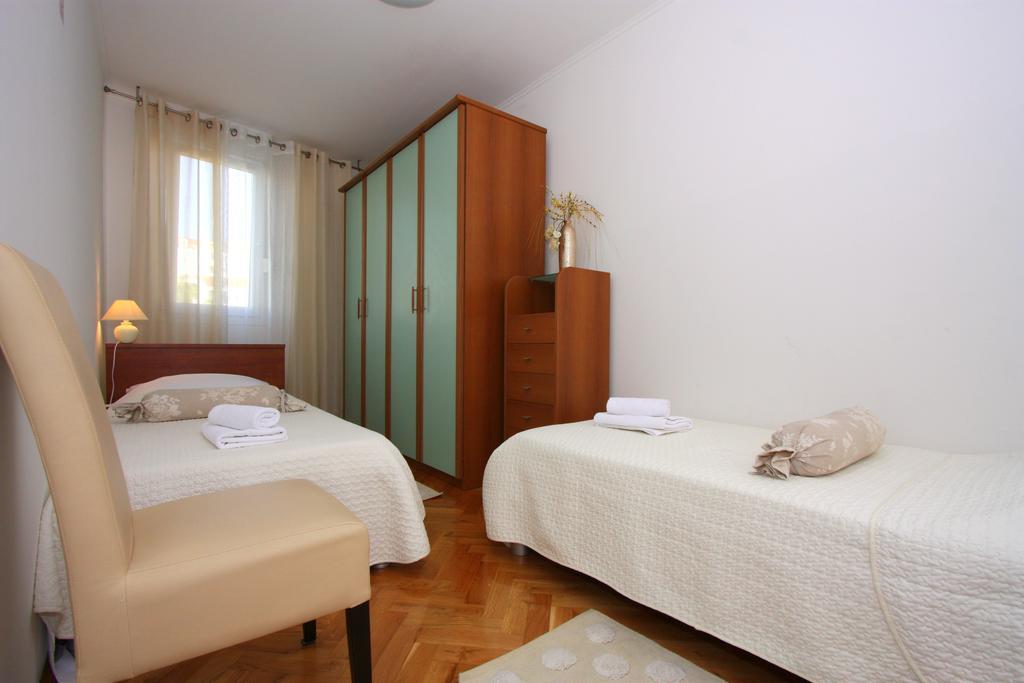 Apartment Deluxe Sea View Split Bilik gambar